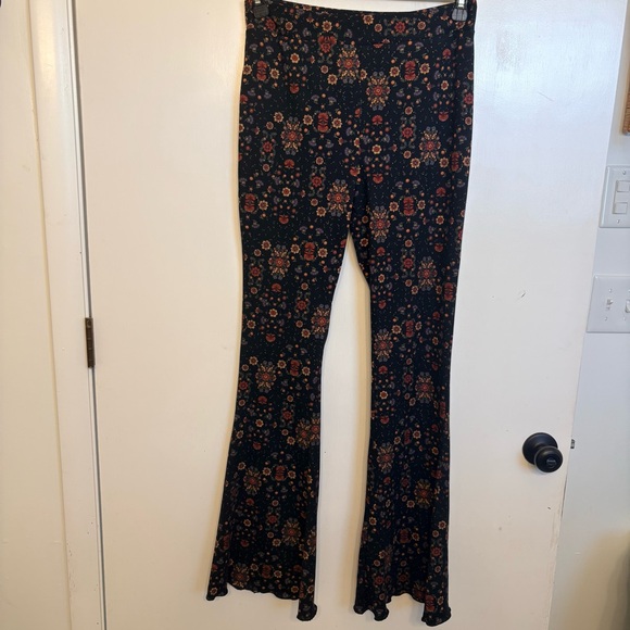 SO Pants - SO High Rise Flare Pants with Floral Design